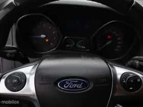 Ford Focus thumbnail 12