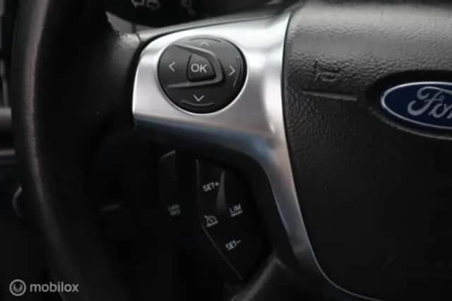 Ford Focus (2014) thumbnail 13