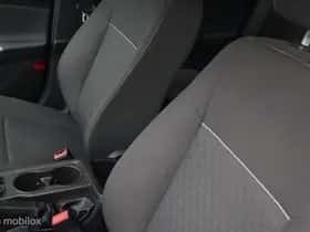 Ford Focus thumbnail 25