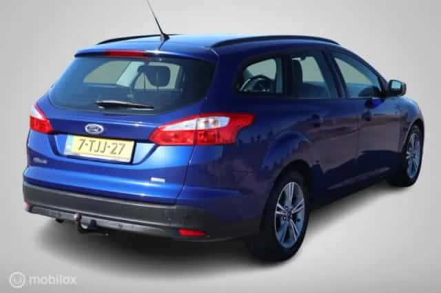Ford Focus (2014) thumbnail 4