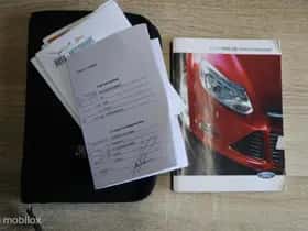 Ford Focus thumbnail 32