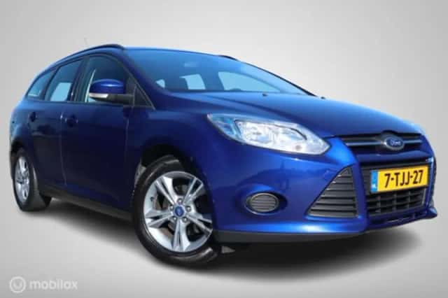 Ford Focus (2014) thumbnail 36