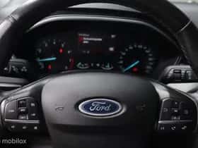 Ford Focus (2023) thumbnail 12