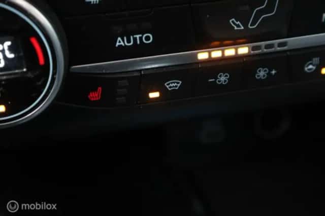 Ford Focus (2023) thumbnail 25