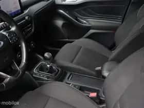 Ford Focus (2023) thumbnail 29