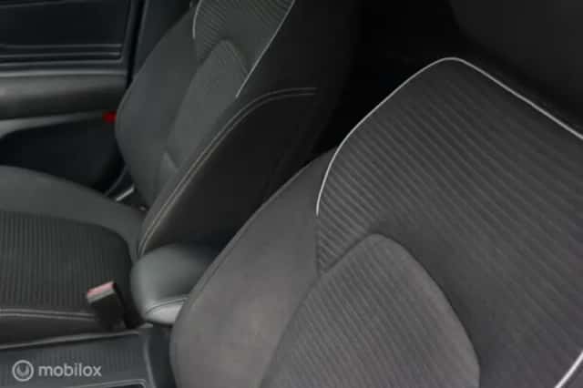 Ford Focus (2023) thumbnail 31