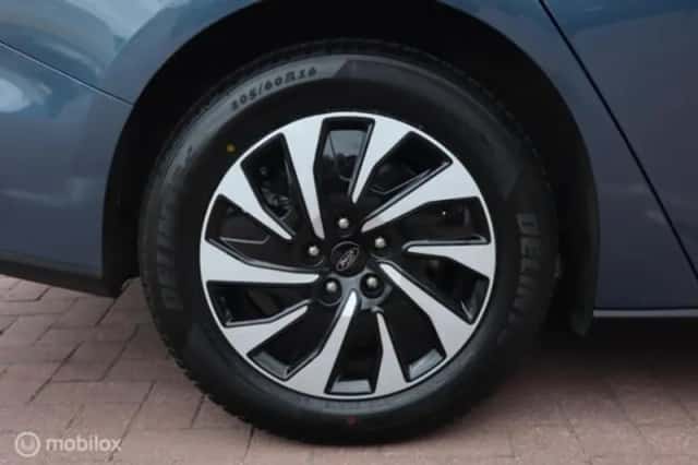 Ford Focus (2023) thumbnail 35