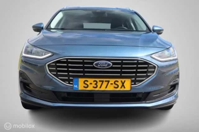 Ford Focus (2023) thumbnail 5