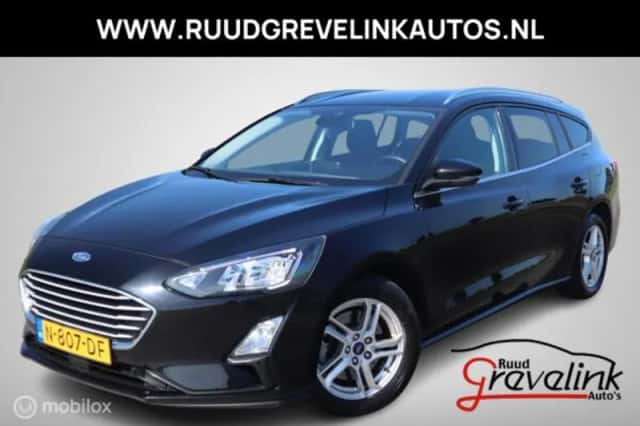 Ford Focus (2021) thumbnail 1
