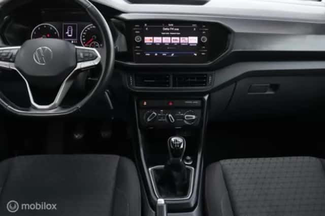 Volkswagen T-Cross (2021) thumbnail 17