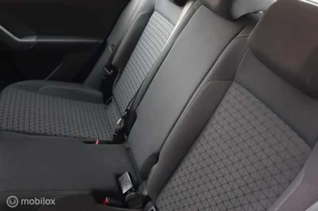 Volkswagen T-Cross (2021) thumbnail 28