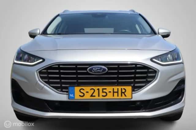 Ford Focus (2023) thumbnail 5