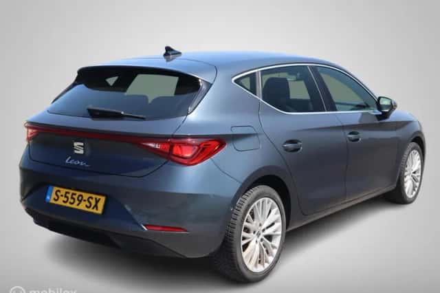 SEAT Leon (2020) thumbnail 3