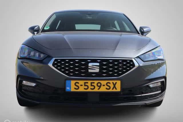 SEAT Leon (2020) thumbnail 4