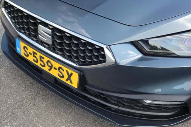 SEAT Leon (2020) thumbnail 5