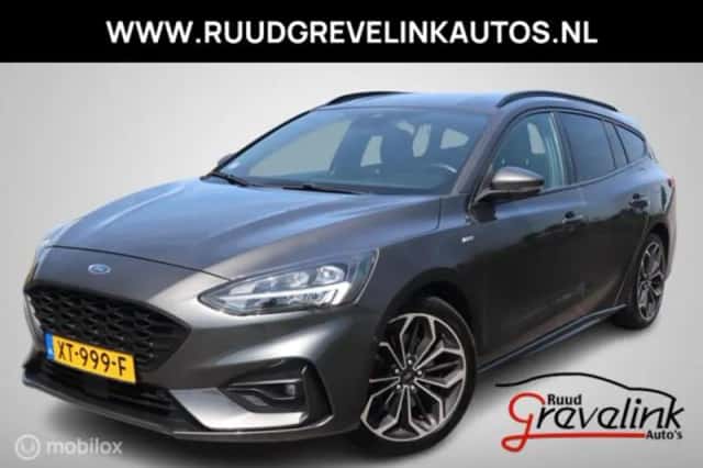 Ford Focus (2019) thumbnail 1