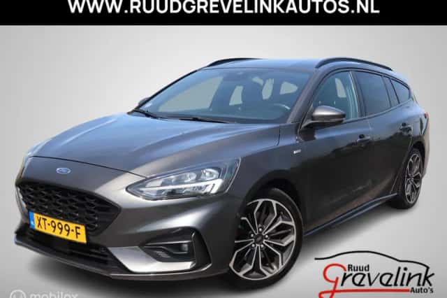 Ford Focus (2019) thumbnail 1