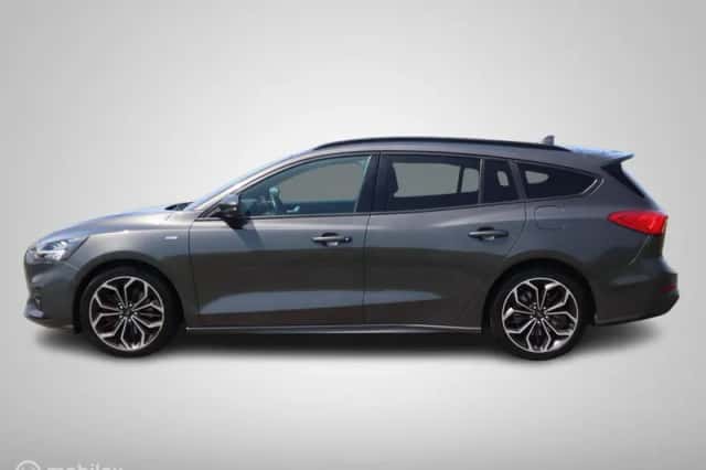 Ford Focus (2019) thumbnail 5