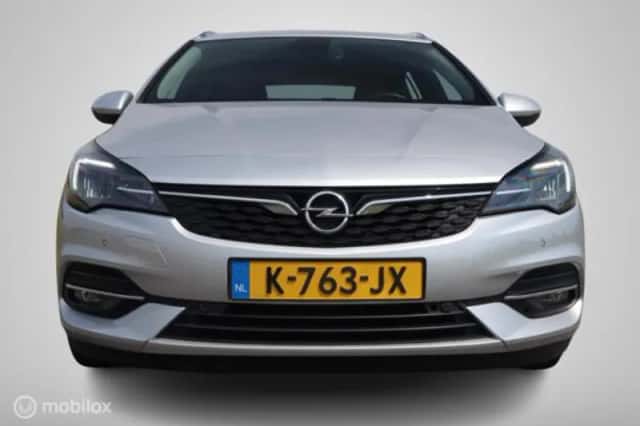 Opel Astra (2021) thumbnail 4