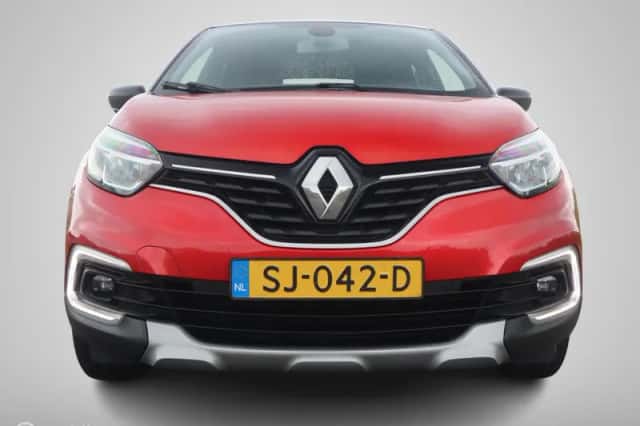 Renault Captur (2018) thumbnail 4