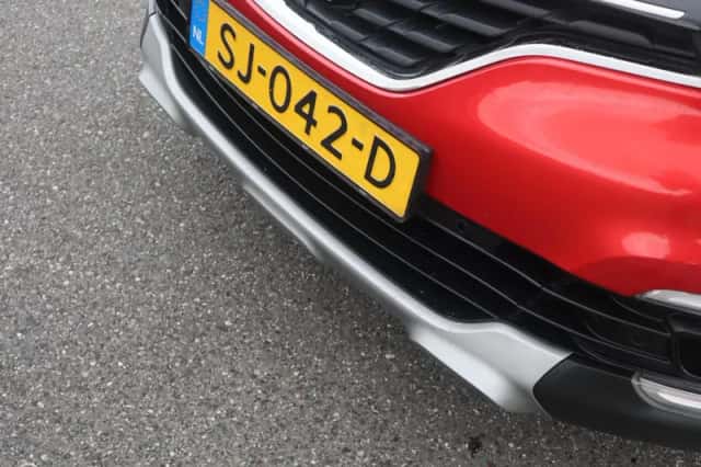 Renault Captur (2018) thumbnail 5