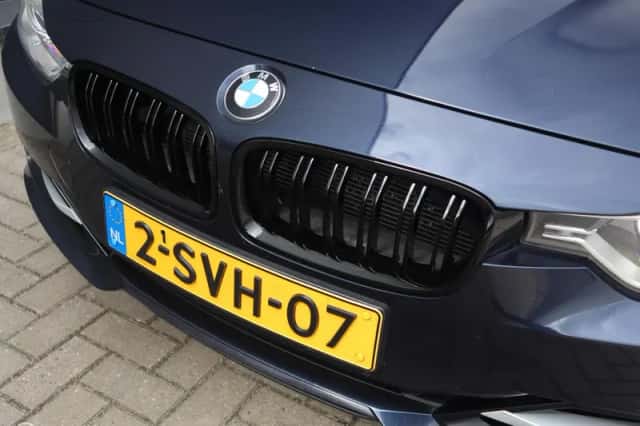 BMW 3-Serie (2013) thumbnail 5
