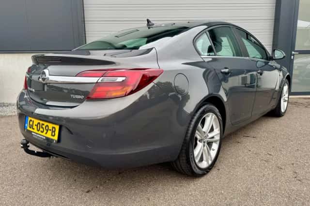 Opel Insignia (2015) thumbnail 6