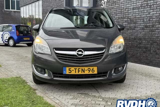Opel Meriva (2014) thumbnail 3