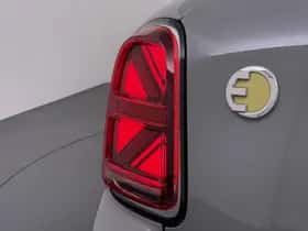 MINI Countryman (2020) thumbnail 2