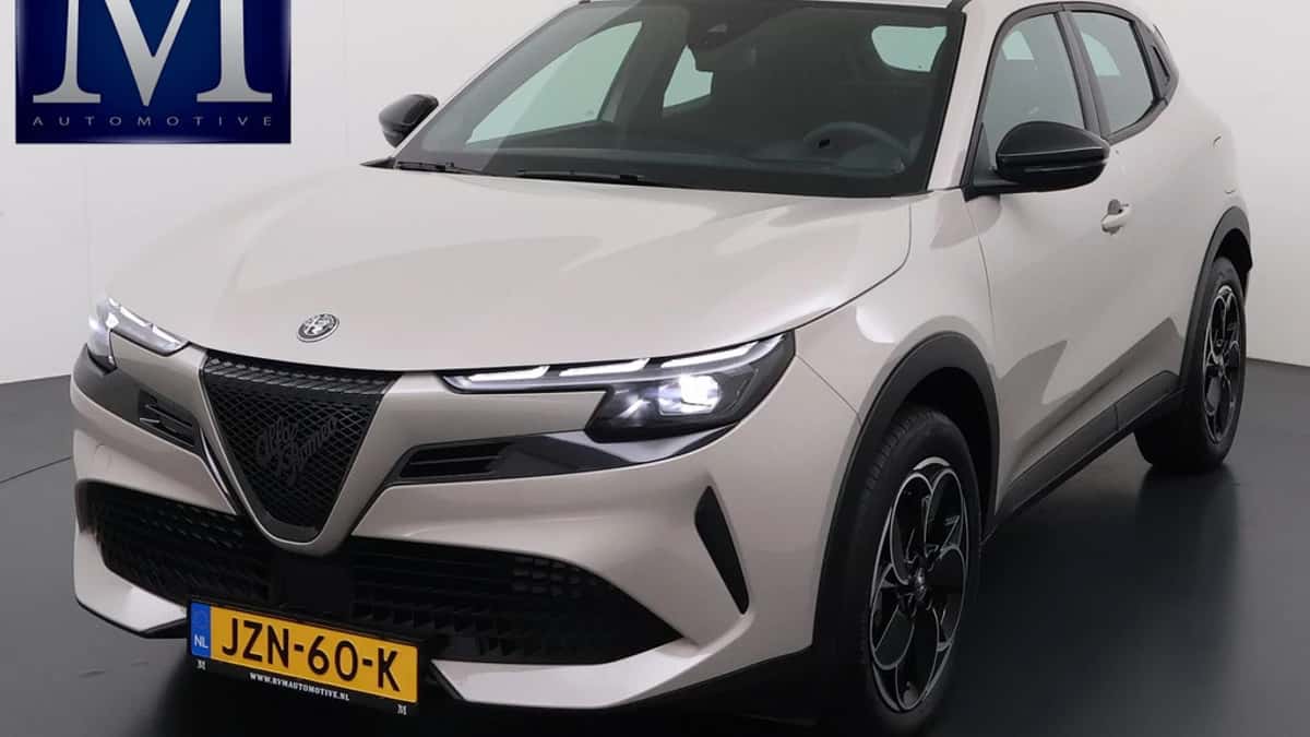 Alfa Romeo Junior (2025) — foto 1