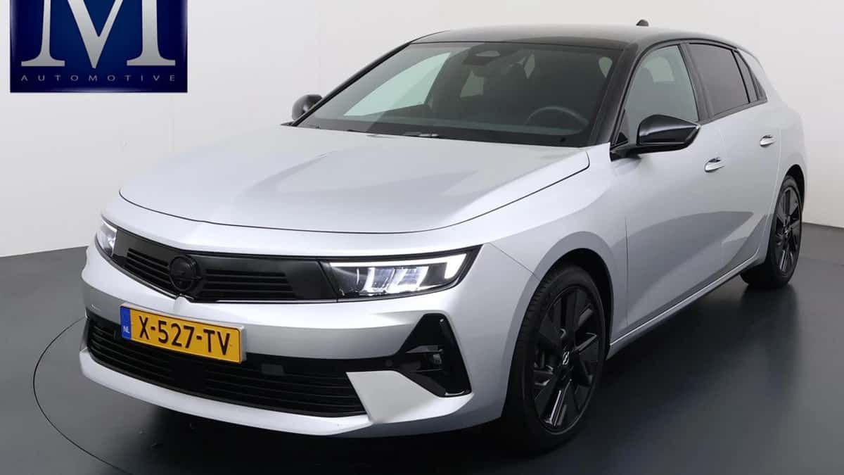 Opel Astra (2024) — foto 1