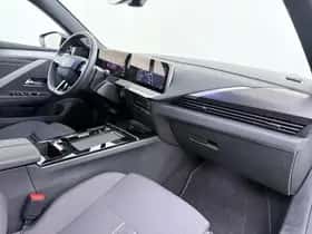 Opel Astra (2024) thumbnail 41