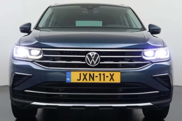 Volkswagen Tiguan (2022) thumbnail 5