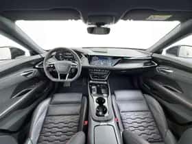 Audi e-tron GT (2023) thumbnail 28