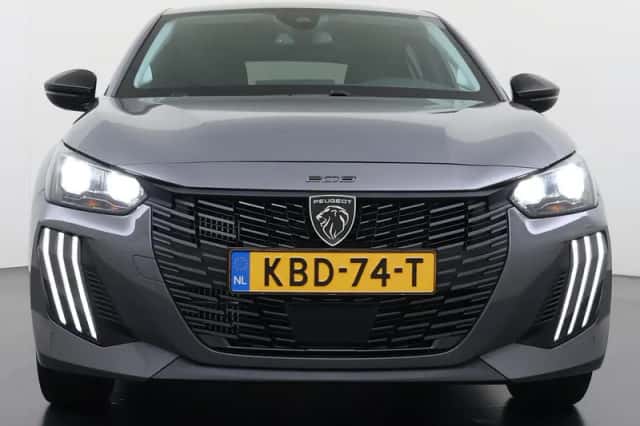 Peugeot 208 (2025) thumbnail 4
