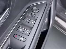 Peugeot 3008 (2023) thumbnail 18