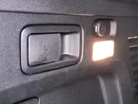 Peugeot 3008 (2022) thumbnail 13