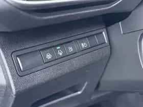 Peugeot 3008 (2022) thumbnail 22