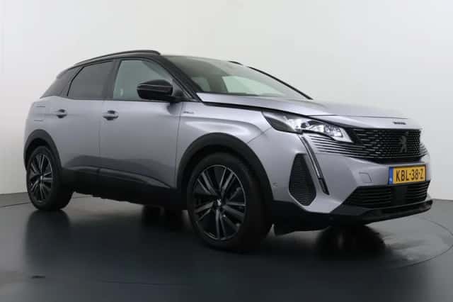 Peugeot 3008 (2022) thumbnail 4