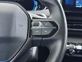 Peugeot 3008 (2022) thumbnail 33