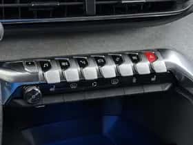 Peugeot 3008 (2022) thumbnail 41