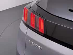 Peugeot 3008 (2021) thumbnail 2
