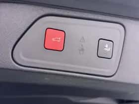 Peugeot 3008 (2021) thumbnail 13
