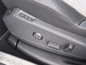 Peugeot 3008 (2021) thumbnail 21