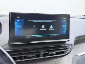 Peugeot 3008 (2021) thumbnail 40