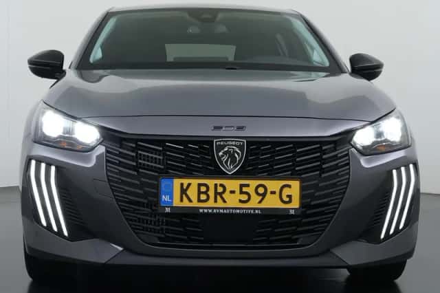 Peugeot 208 (2025) thumbnail 5