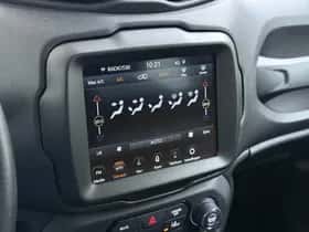 Jeep Renegade (2020) thumbnail 34