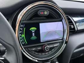 MINI Electric (2021) thumbnail 33