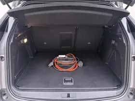 Peugeot 3008 (2022) thumbnail 11
