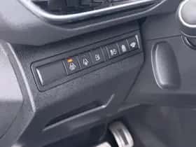 Peugeot 3008 (2022) thumbnail 20